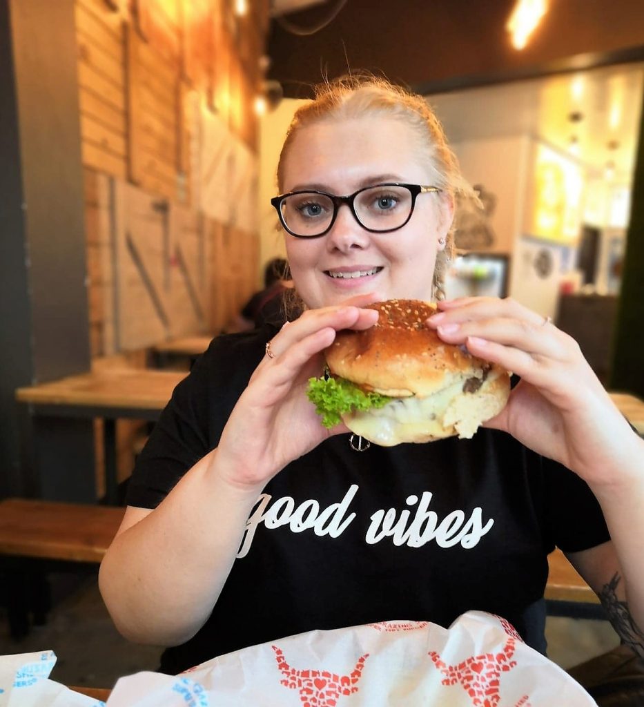 The Grazing Shed Review - burger